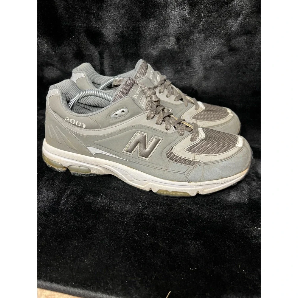 New Balance 2001 M2001TR Mens US 13 Sneakers Gray Lace Up Athletic Running Shoes
